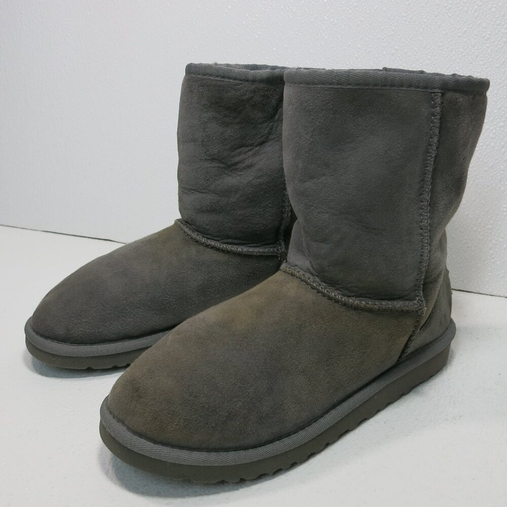 UGG Australia 5251 Classic Short Insulated Boots Insulated Footwear Shoes Kids 4